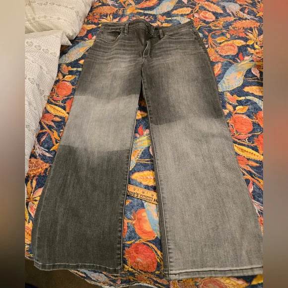 Joe's Wide Leg Jeans - Picture 1 of 6